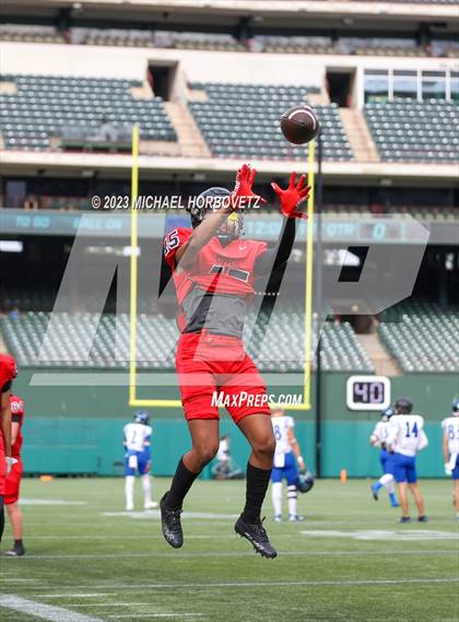 Thumbnail 3 in Coppell vs. Byron Nelson (UIL 6A Football Regional Semi-Final) photogallery.