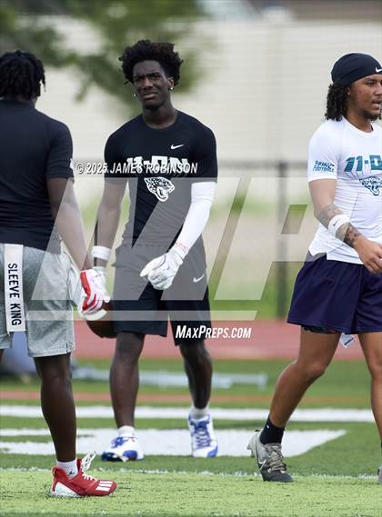 Thumbnail 1 in Columbia vs Bradford (Jaguars Prep Nike 11-On 7v7 Final) photogallery.