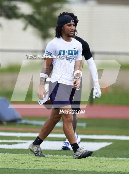 Thumbnail 3 in Columbia vs Bradford (Jaguars Prep Nike 11-On 7v7 Final) photogallery.