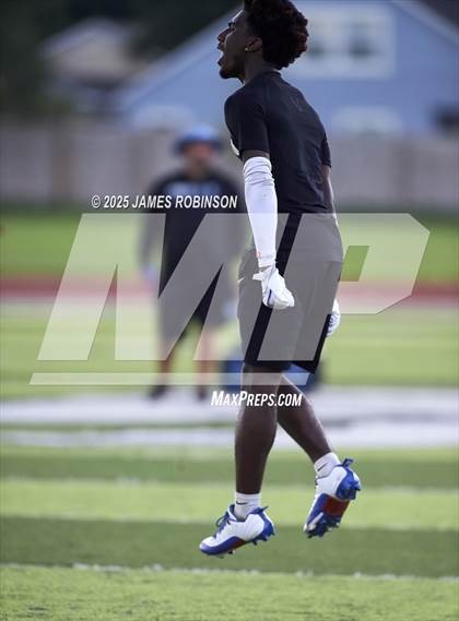 Thumbnail 1 in Columbia vs Bradford (Jaguars Prep Nike 11-On 7v7 Final) photogallery.