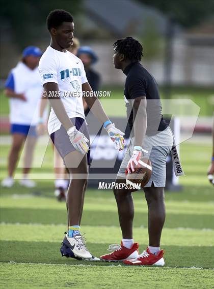 Thumbnail 2 in Columbia vs Bradford (Jaguars Prep Nike 11-On 7v7 Final) photogallery.