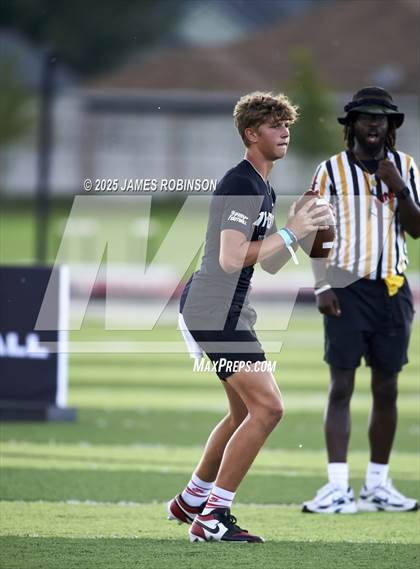 Thumbnail 1 in Columbia vs Bradford (Jaguars Prep Nike 11-On 7v7 Final) photogallery.
