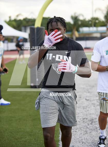 Thumbnail 1 in Columbia vs Bradford (Jaguars Prep Nike 11-On 7v7 Final) photogallery.
