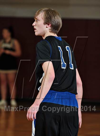 Thumbnail 2 in Gatlinburg-Pittman vs. Christian Academy of Knoxville (TSSAA Region 2-AA Semifinal) photogallery.