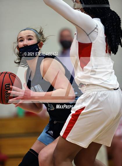 Thumbnail 1 in Valor Christian @ Regis Jesuit photogallery.