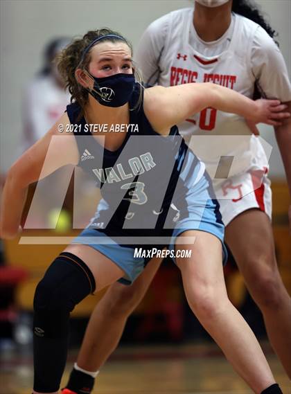 Thumbnail 3 in Valor Christian @ Regis Jesuit photogallery.