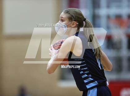Thumbnail 2 in Valor Christian @ Regis Jesuit photogallery.