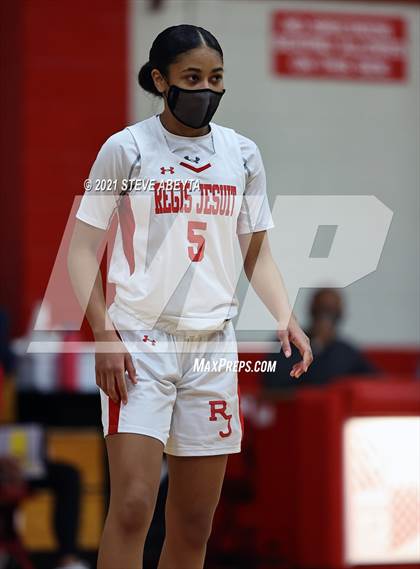 Thumbnail 1 in Valor Christian @ Regis Jesuit photogallery.