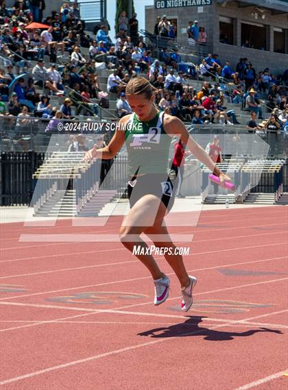 Thumbnail 3 in CIF SDS Girls Division 1 Track and Field Championship photogallery.