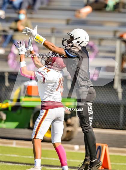 Thumbnail 1 in Salpointe vs Mountain View photogallery.