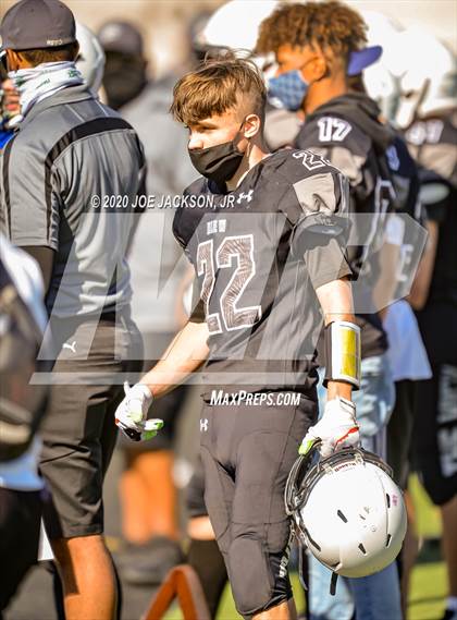 Thumbnail 1 in Salpointe vs Mountain View photogallery.