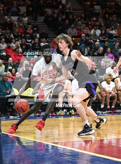 Thumbnail 2 in Douglas County vs. Denver East (CHSAA 5A Great 8) photogallery.