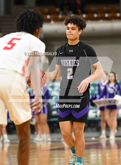 Thumbnail 1 in Douglas County vs. Denver East (CHSAA 5A Great 8) photogallery.