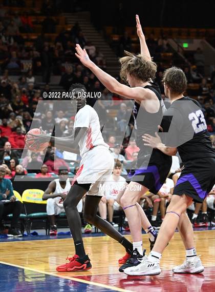 Thumbnail 3 in Douglas County vs. Denver East (CHSAA 5A Great 8) photogallery.