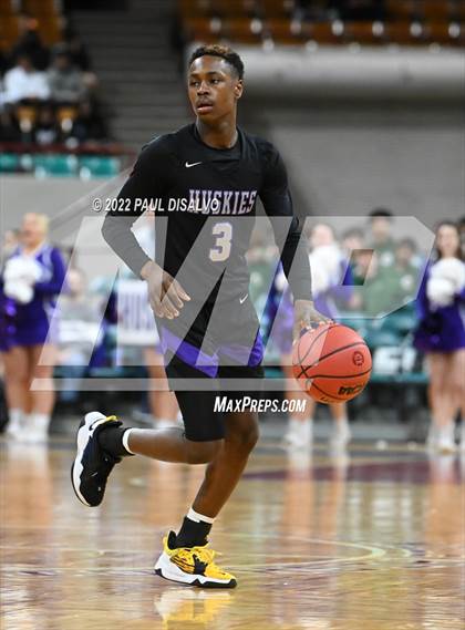 Thumbnail 3 in Douglas County vs. Denver East (CHSAA 5A Great 8) photogallery.