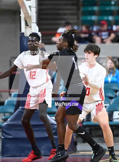 Thumbnail 2 in Douglas County vs. Denver East (CHSAA 5A Great 8) photogallery.