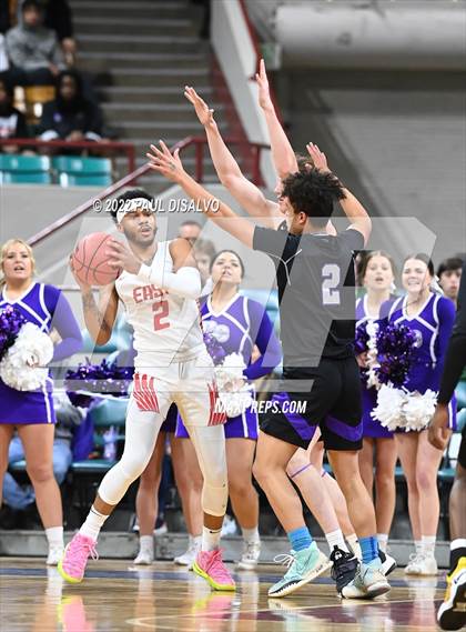 Thumbnail 1 in Douglas County vs. Denver East (CHSAA 5A Great 8) photogallery.