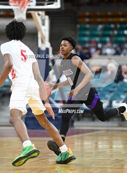 Thumbnail 3 in Douglas County vs. Denver East (CHSAA 5A Great 8) photogallery.