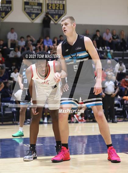 Thumbnail 2 in Northside Christian Academy vs. Combine Academy (@ Carmel Christian) photogallery.