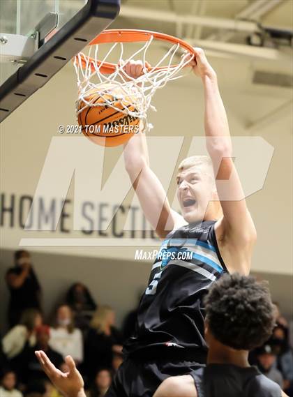 Thumbnail 3 in Northside Christian Academy vs. Combine Academy (@ Carmel Christian) photogallery.
