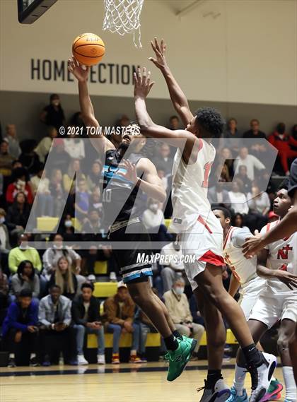 Thumbnail 1 in Northside Christian Academy vs. Combine Academy (@ Carmel Christian) photogallery.