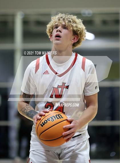 Thumbnail 3 in Northside Christian Academy vs. Combine Academy (@ Carmel Christian) photogallery.