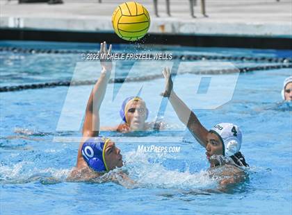 Thumbnail 2 in Coronado vs Grossmont (16th annual Draz Classic) photogallery.