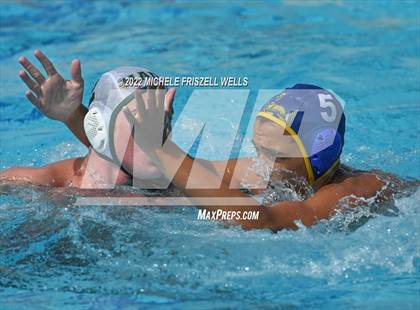 Thumbnail 3 in Coronado vs Grossmont (16th annual Draz Classic) photogallery.