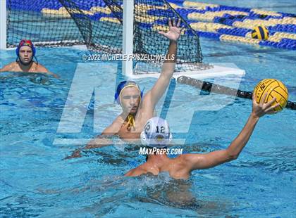 Thumbnail 2 in Coronado vs Grossmont (16th annual Draz Classic) photogallery.