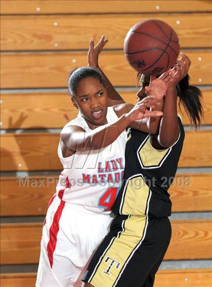 Thumbnail 1 in Chavez @ Mira Loma photogallery.
