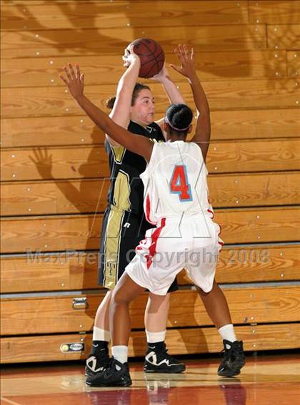 Thumbnail 1 in Chavez @ Mira Loma photogallery.