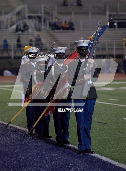 Thumbnail 2 in Carmel @ Ben Davis (IHSAA 6A Regional Final) photogallery.
