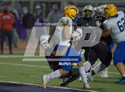 Thumbnail 2 in Carmel @ Ben Davis (IHSAA 6A Regional Final) photogallery.