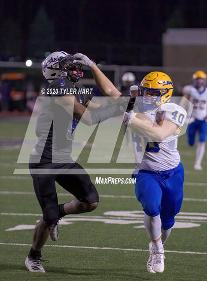 Thumbnail 2 in Carmel @ Ben Davis (IHSAA 6A Regional Final) photogallery.