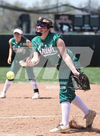 Thumbnail 3 in Fisher Catholic @ Amanda-Clearcreek (DH2) photogallery.