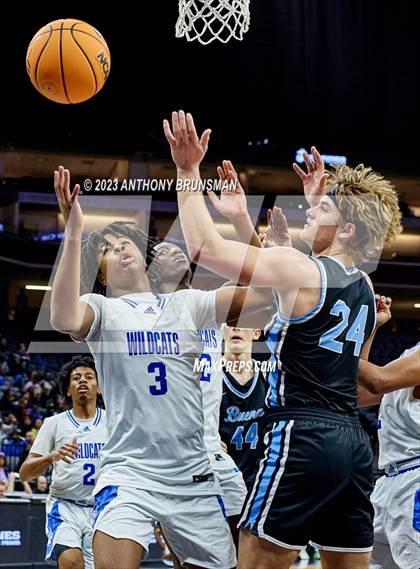 Thumbnail 3 in Buena vs.Oakland (CIF State D3 Final) photogallery.