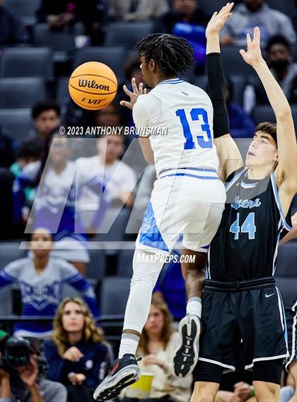 Thumbnail 2 in Buena vs.Oakland (CIF State D3 Final) photogallery.