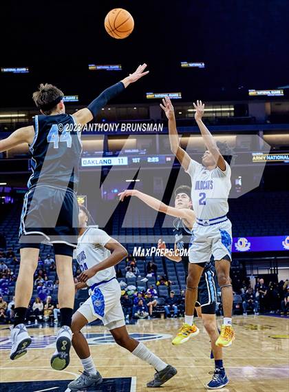 Thumbnail 3 in Buena vs.Oakland (CIF State D3 Final) photogallery.