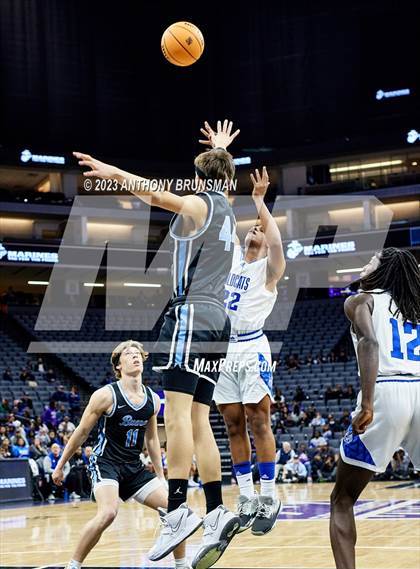 Thumbnail 2 in Buena vs.Oakland (CIF State D3 Final) photogallery.