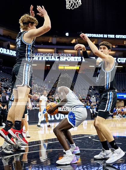 Thumbnail 2 in Buena vs.Oakland (CIF State D3 Final) photogallery.