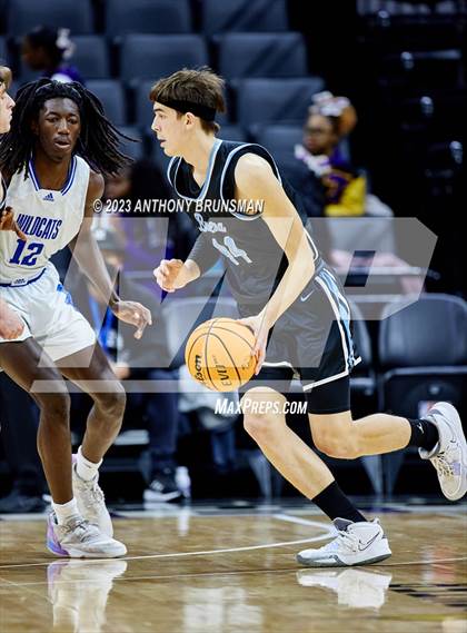 Thumbnail 3 in Buena vs.Oakland (CIF State D3 Final) photogallery.