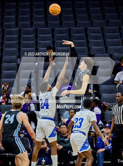 Thumbnail 2 in Buena vs.Oakland (CIF State D3 Final) photogallery.