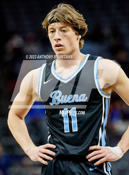 Thumbnail 1 in Buena vs.Oakland (CIF State D3 Final) photogallery.