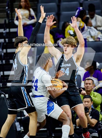 Thumbnail 3 in Buena vs.Oakland (CIF State D3 Final) photogallery.