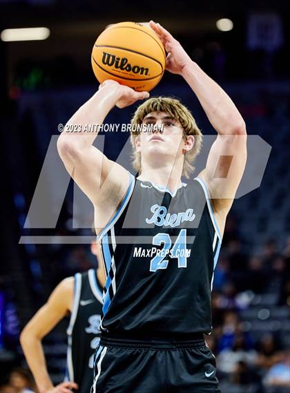 Thumbnail 2 in Buena vs.Oakland (CIF State D3 Final) photogallery.