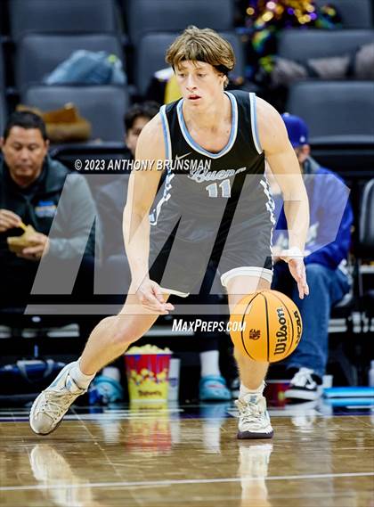 Thumbnail 3 in Buena vs.Oakland (CIF State D3 Final) photogallery.