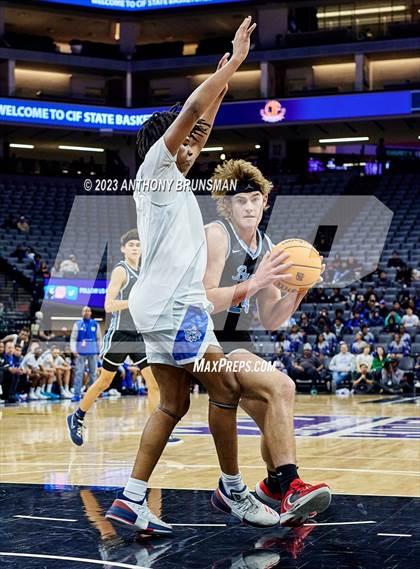 Thumbnail 3 in Buena vs.Oakland (CIF State D3 Final) photogallery.