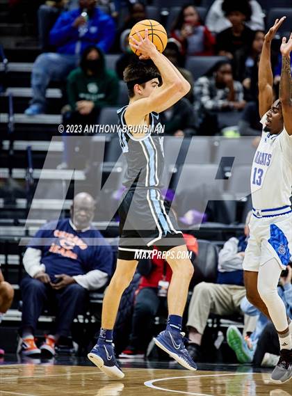 Thumbnail 2 in Buena vs.Oakland (CIF State D3 Final) photogallery.