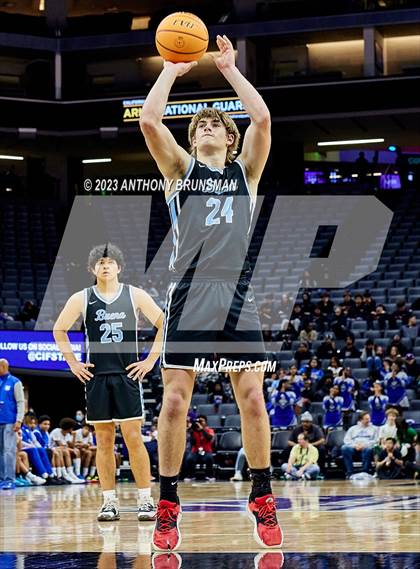 Thumbnail 2 in Buena vs.Oakland (CIF State D3 Final) photogallery.