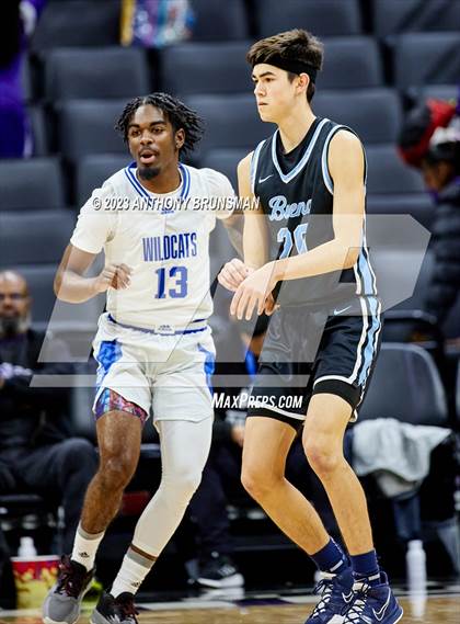 Thumbnail 2 in Buena vs.Oakland (CIF State D3 Final) photogallery.